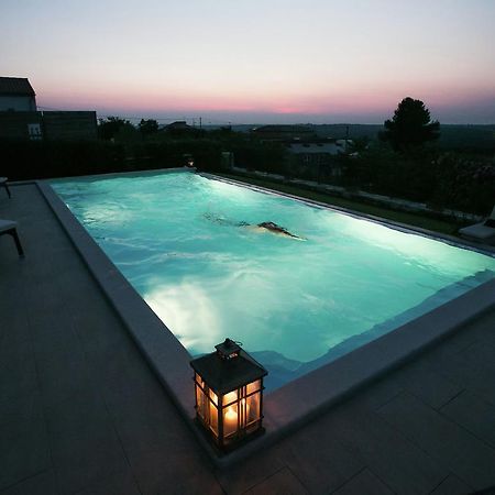 Luxurious Villa With Swimming Pool In Sveti Lovrec Selina Buitenkant foto